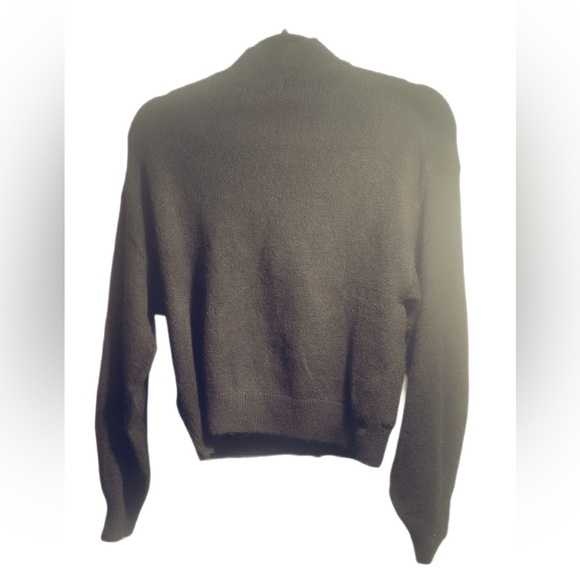 H&M cropped black poly blend pocket soft long sleeve sweater knit cardigan XS - Picture 3 of 5